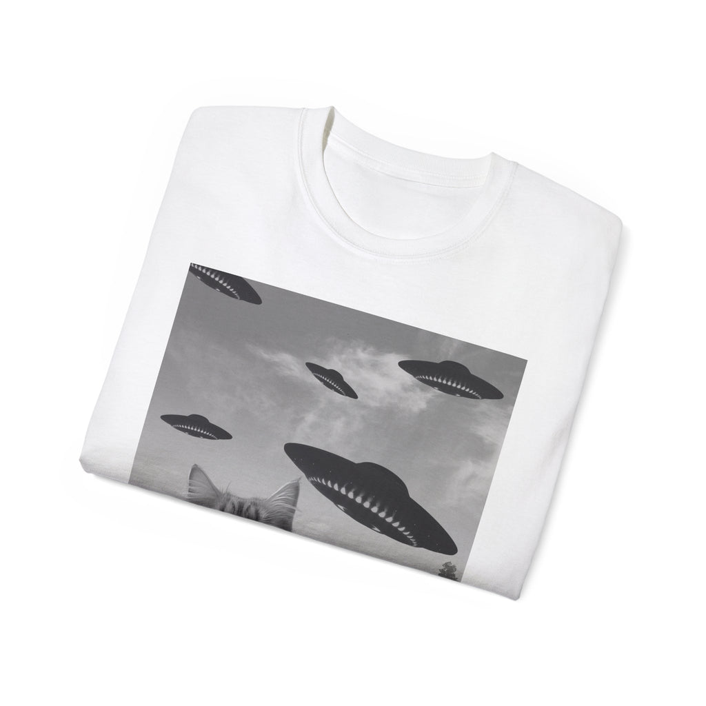 Seflie Cat/Alien Invasion Tee