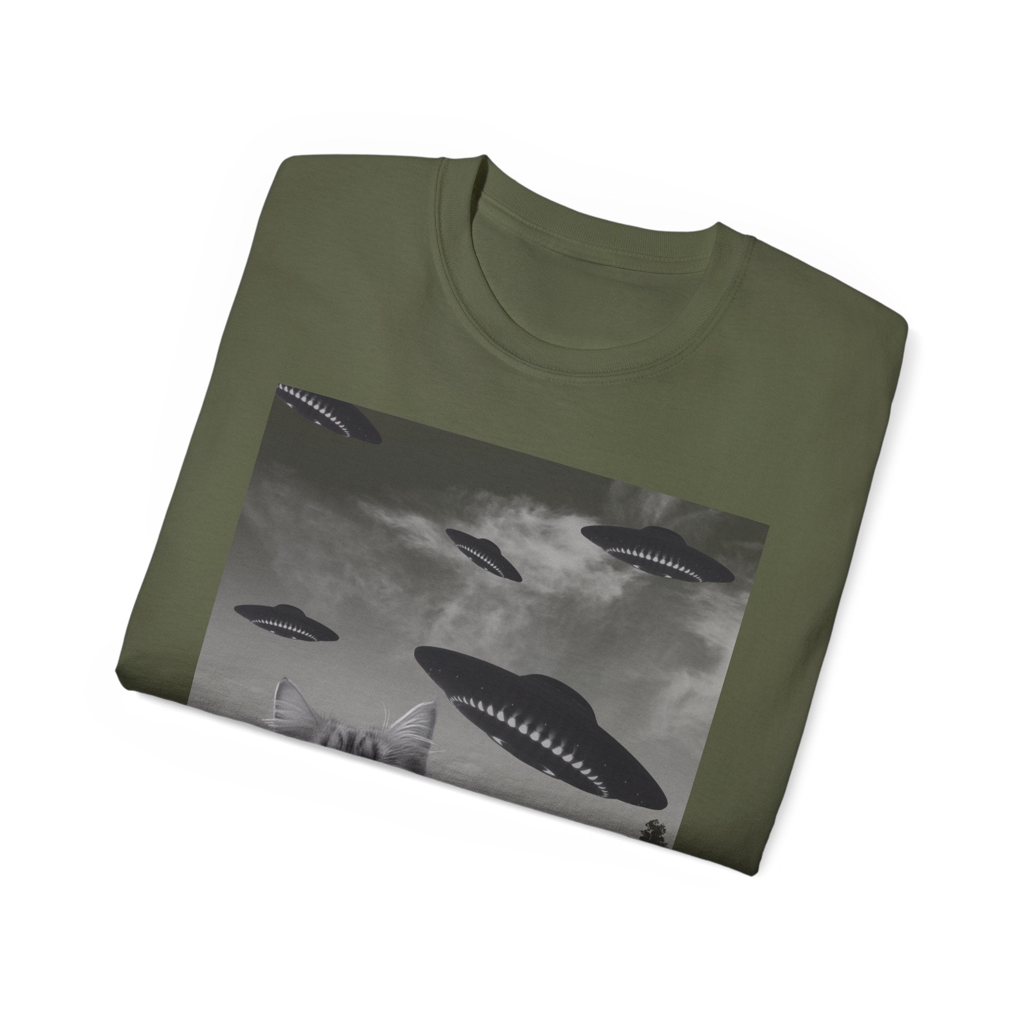 Seflie Cat/Alien Invasion Tee