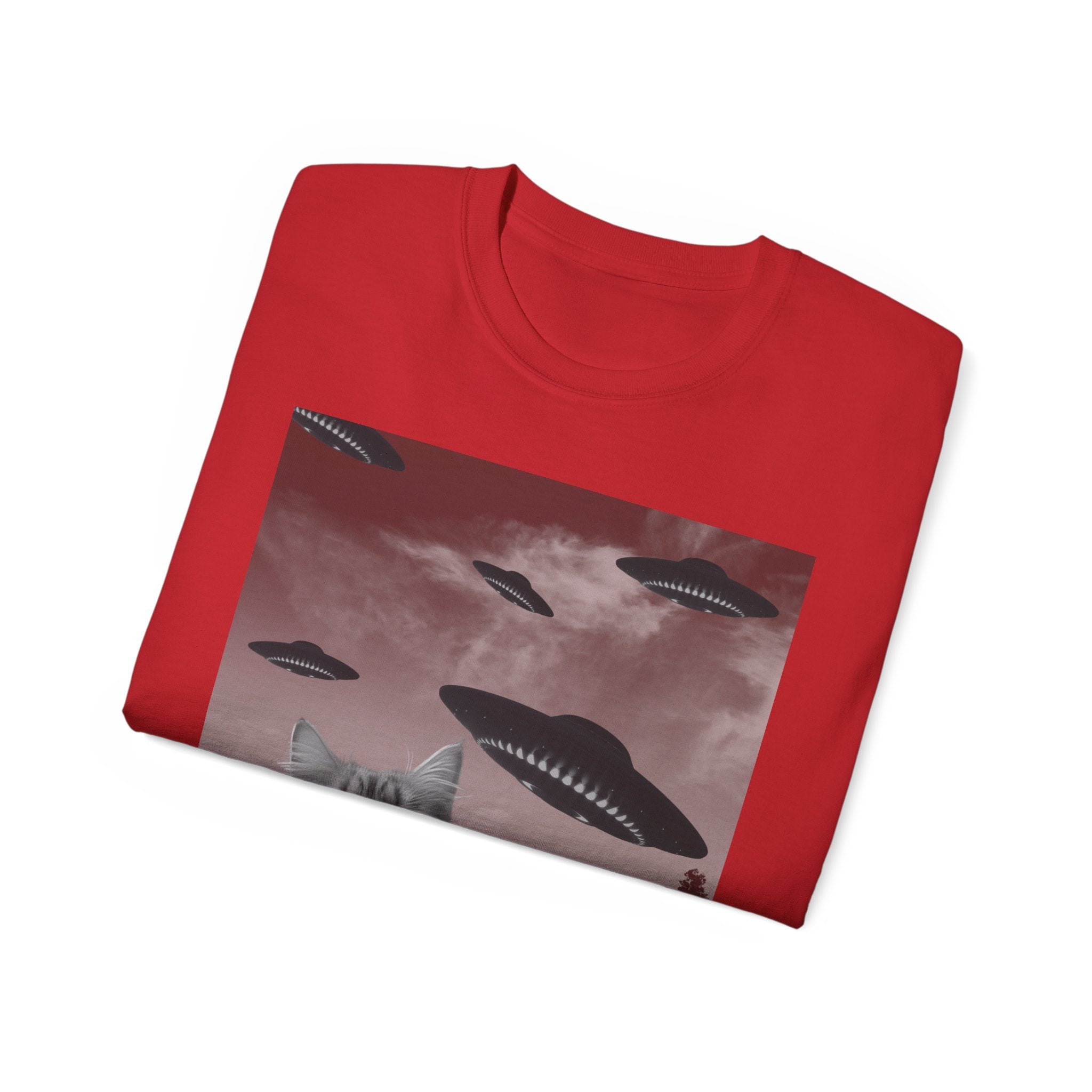 Seflie Cat/Alien Invasion Tee
