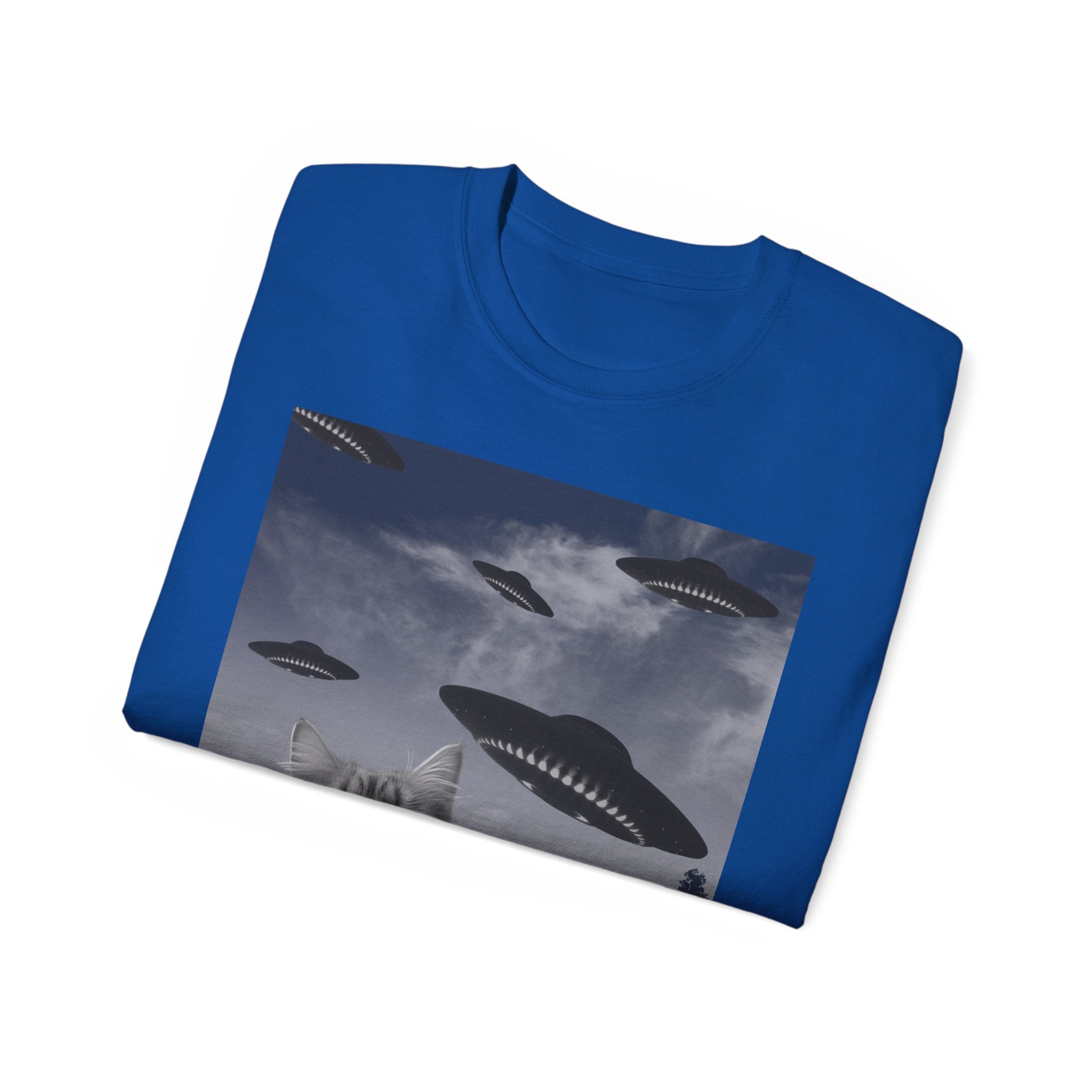 Seflie Cat/Alien Invasion Tee