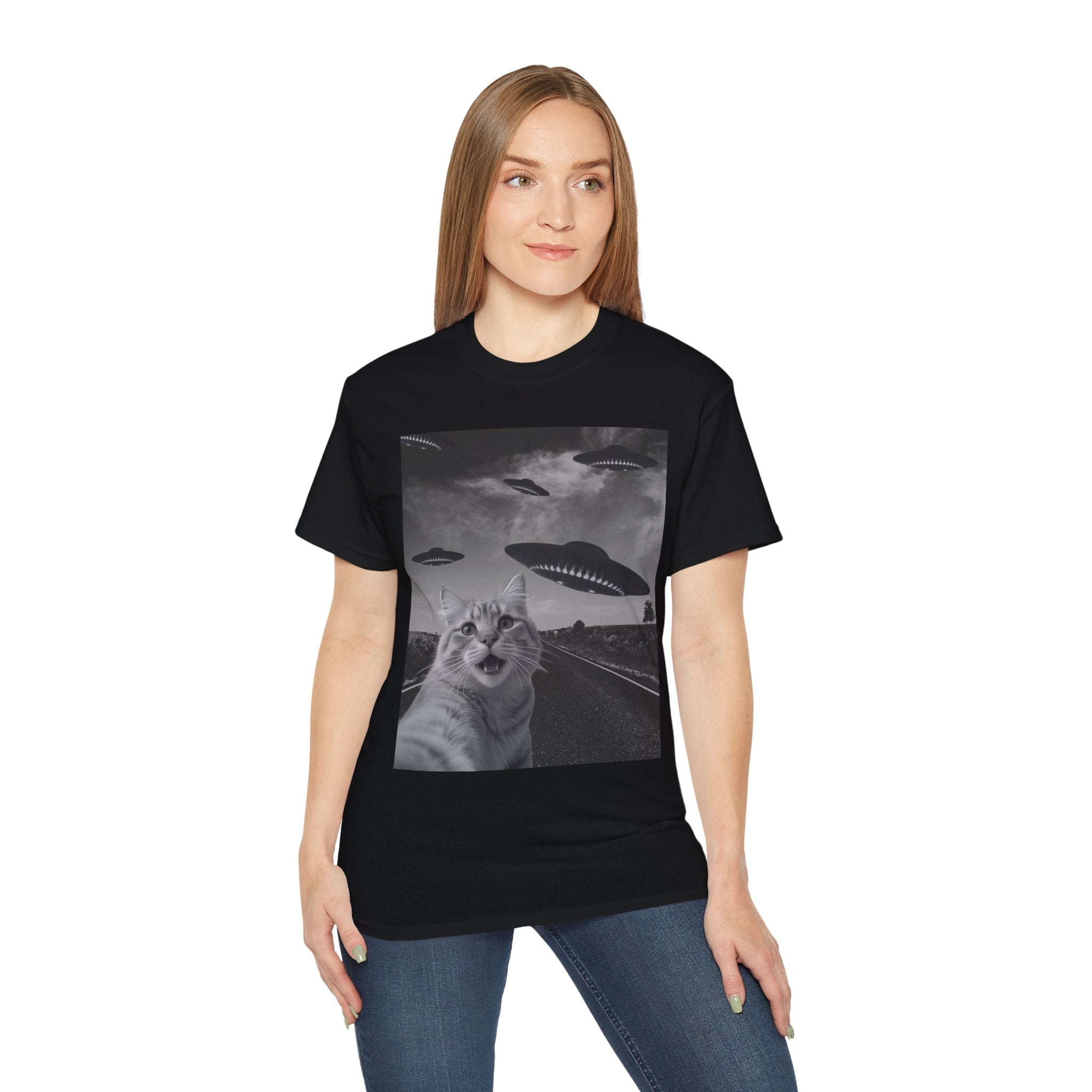 Seflie Cat/Alien Invasion Tee