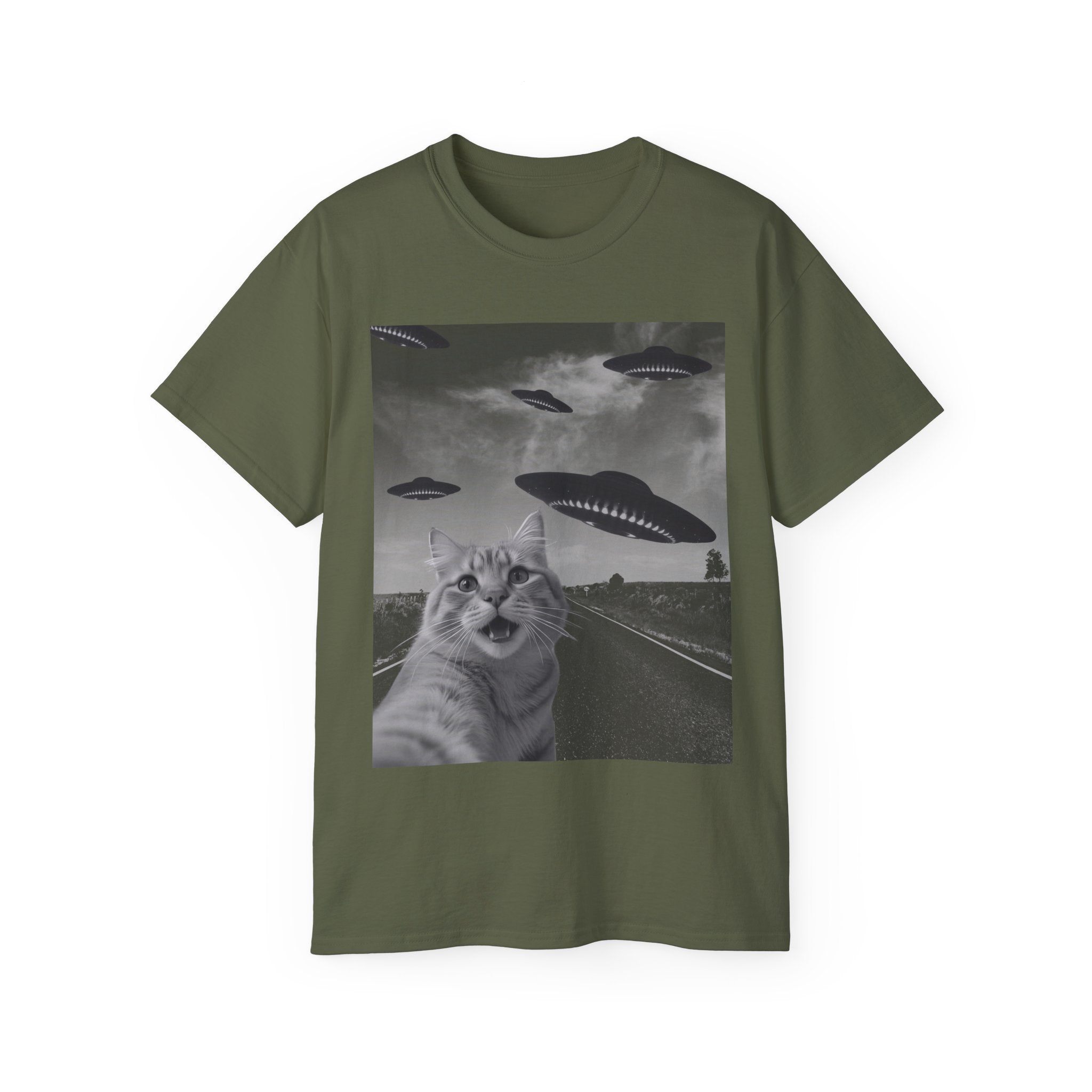 Seflie Cat/Alien Invasion Tee