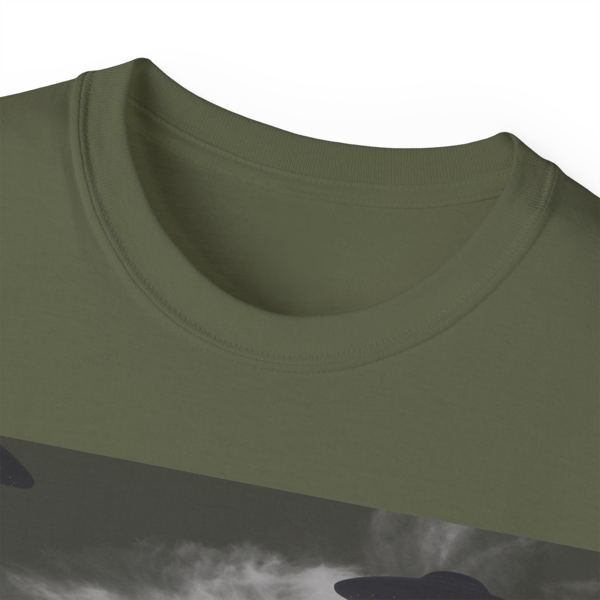 Seflie Cat/Alien Invasion Tee
