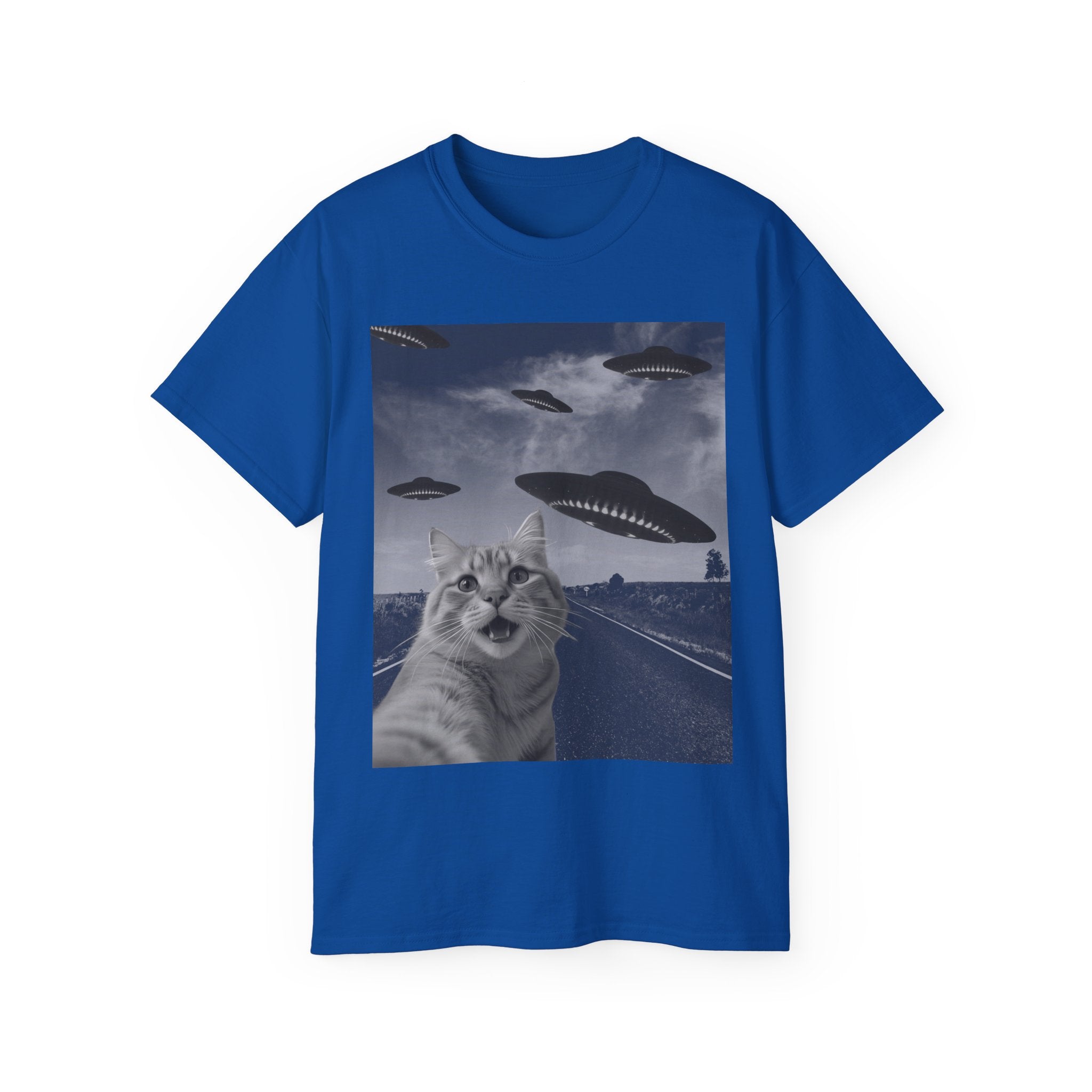 Seflie Cat/Alien Invasion Tee